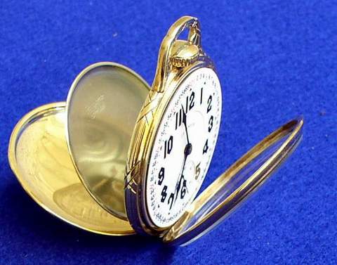 Sangamo Special Model 13, 14k, Green Gold, Rigid Bow
*Side View showing triple hinge