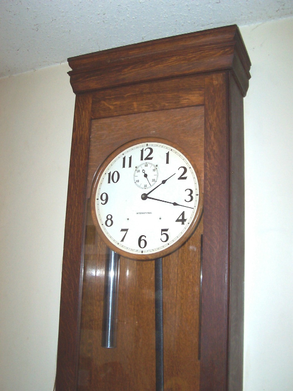 IBM model 16-7 Weight Driven Master clock, Upper case view.